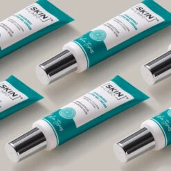 Crema Attiva All'Acido Ialuronico 30 Ml -Collistar Negozio 6495042ee39ee1686f62575c