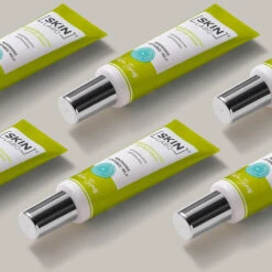 Crema Attiva Seboregolatrice 30 Ml 11 Crema Attiva Seboregolatrice 30 Ml -Collistar Negozio 6497a731e39ee13d02cbd722